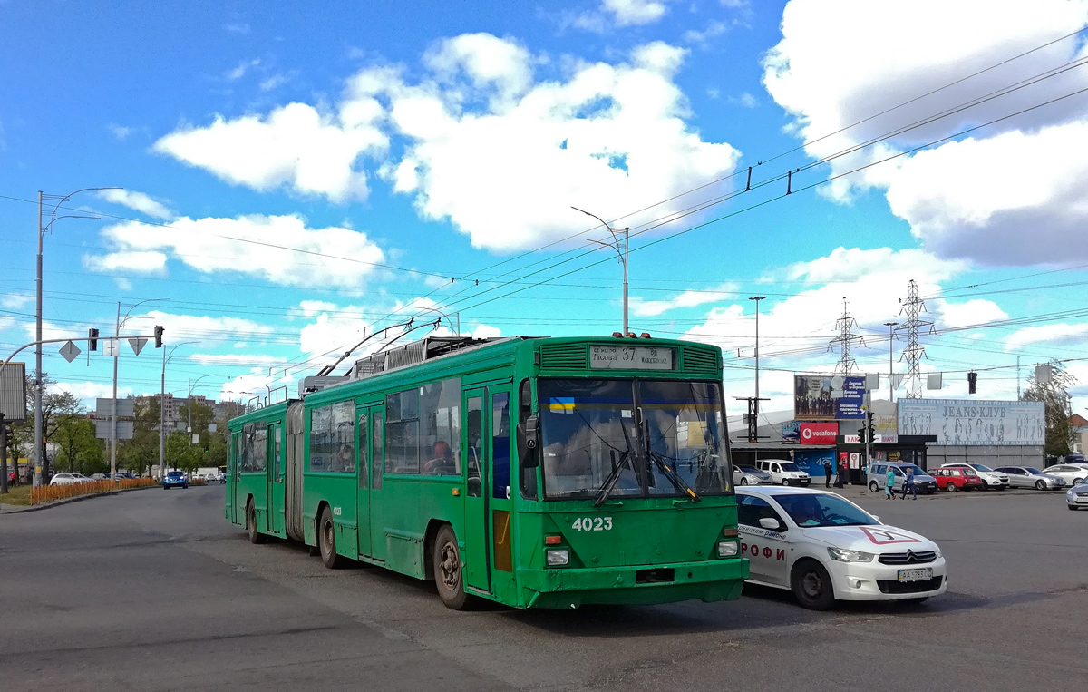 Киев, Киев-12.03 № 4023