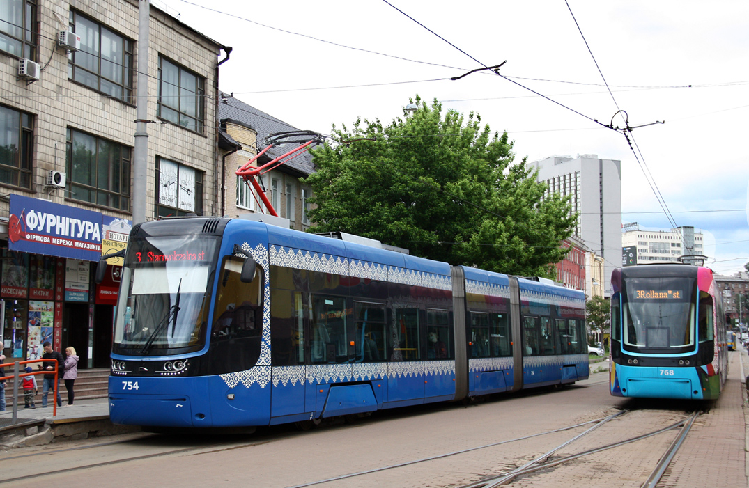 Киев, PESA 71-414К (Fokstrot) № 754; Киев, PESA 71-414К (Fokstrot) № 768