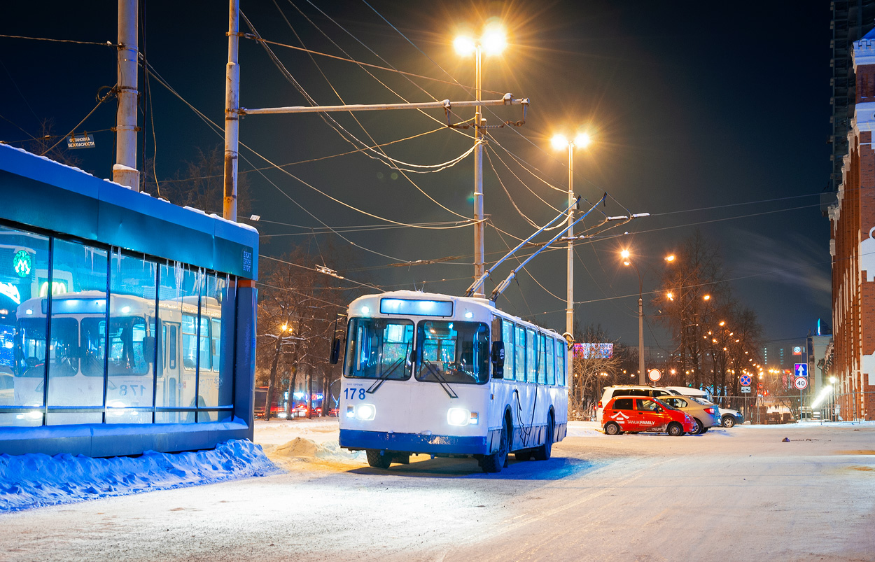 Екатеринбург, ЗиУ-682Г [Г00] № 178