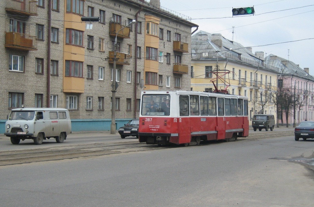 Vitebsk, 71-605 (KTM-5M3) č. 387