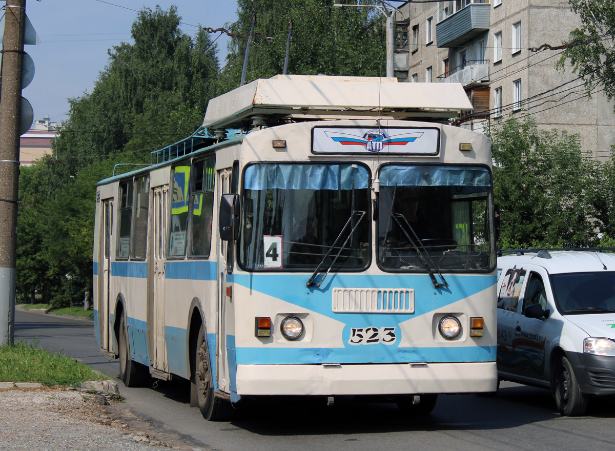 Киров, ЗиУ-682 КР Иваново № 523