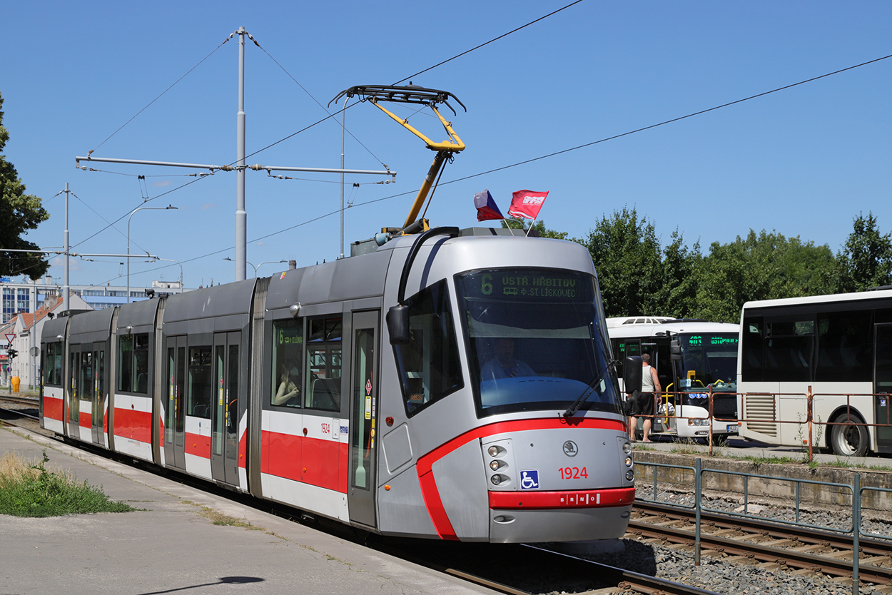 Брно, Škoda 13T Elektra № 1924