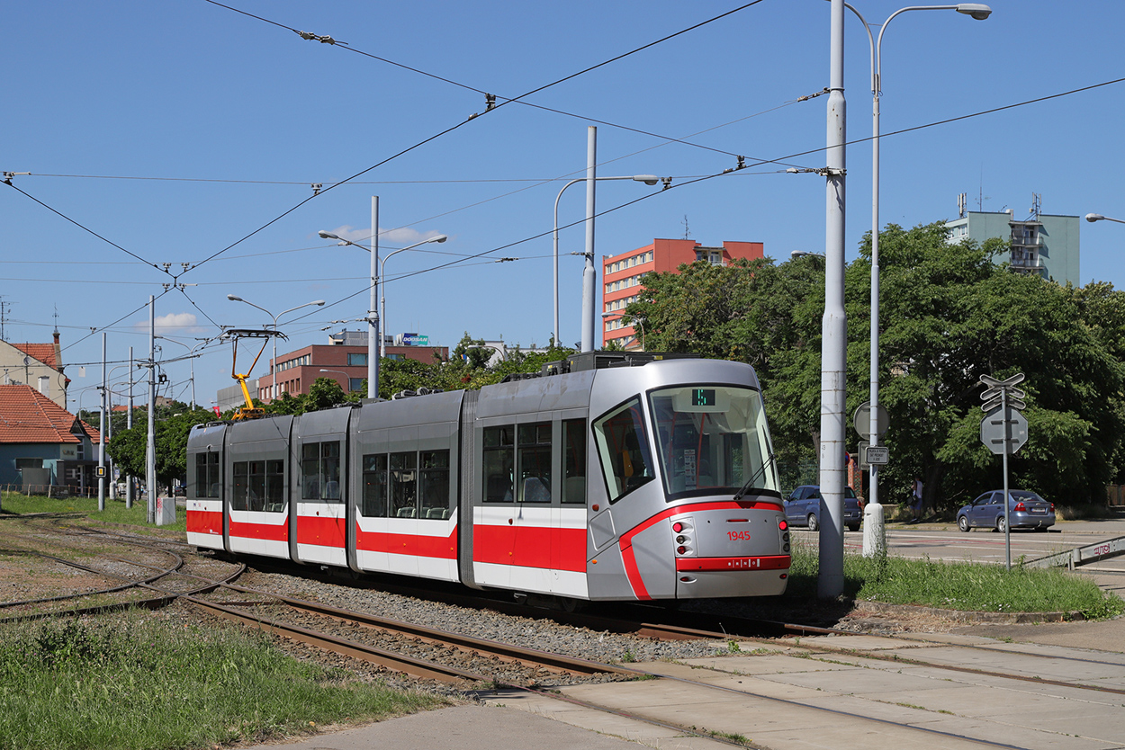 Брно, Škoda 13T Elektra № 1945