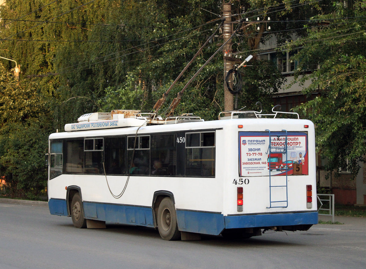 Киров, БТЗ-52764Р № 450