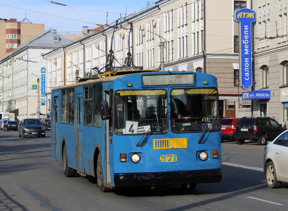 Киров, ЗиУ-682Г (СЗТМ) № 571