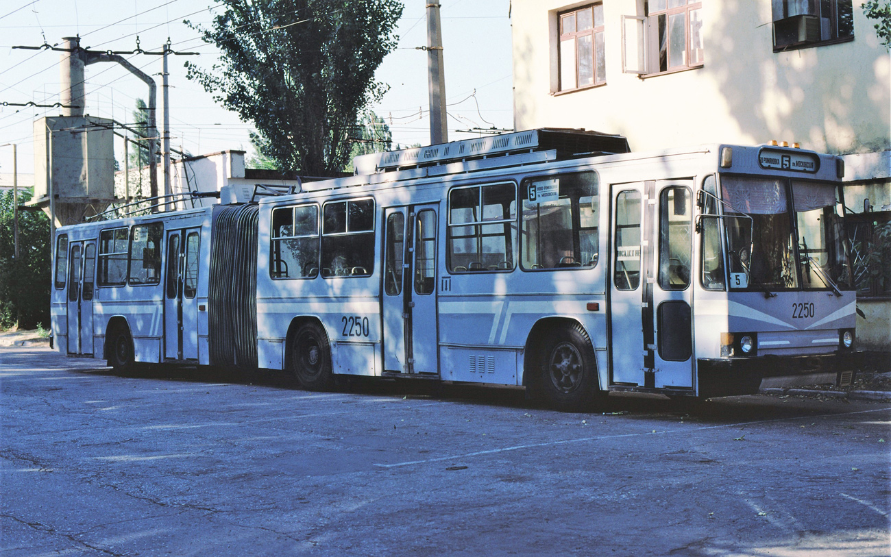 Крымский троллейбус, ЮМЗ Т1 № 2250