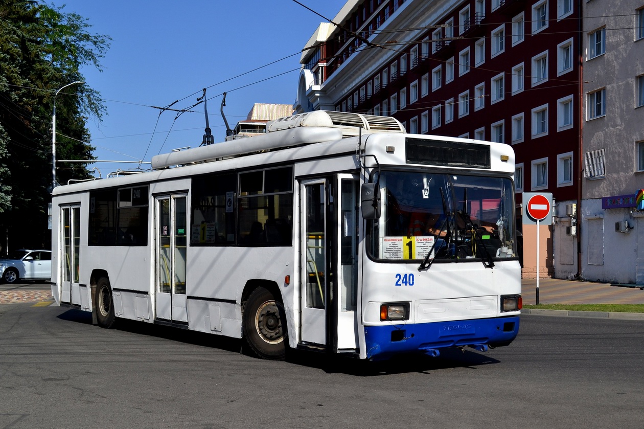 Ставрополь, БТЗ-52764Р № 240