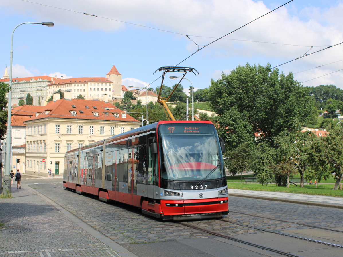Прага, Škoda 15T3 ForCity Alfa Praha № 9237