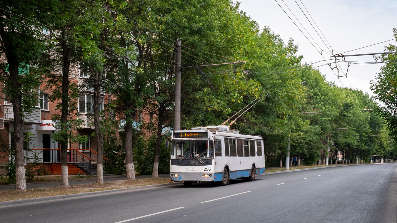 Владимир, ЗиУ-682Г-016.04 № 256