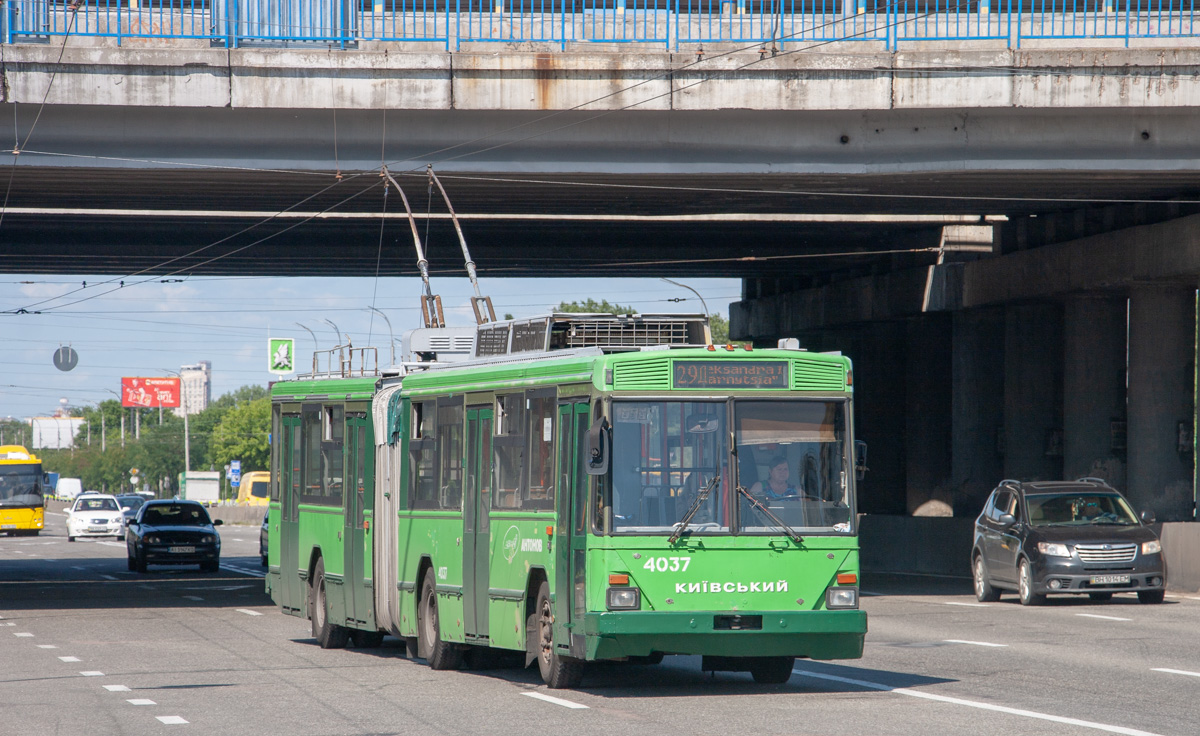 Kyjev, Kyiv-12.03 č. 4037