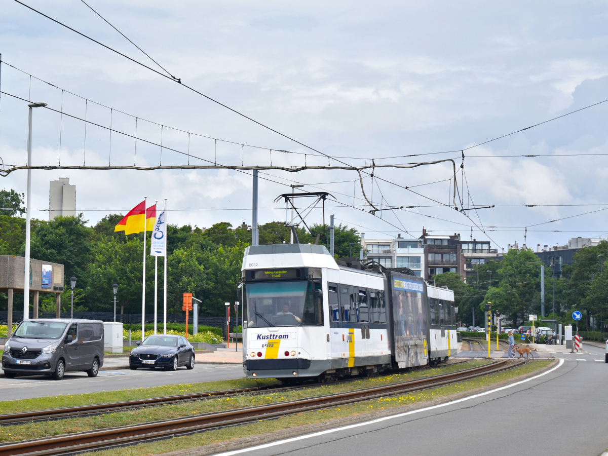 Tram du Littoral, BN/ACEC type 6000 8-axle N°. 6032