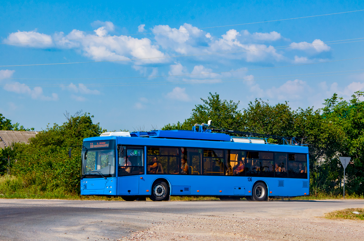 Кропивницкий, Дніпро Т203 № 136