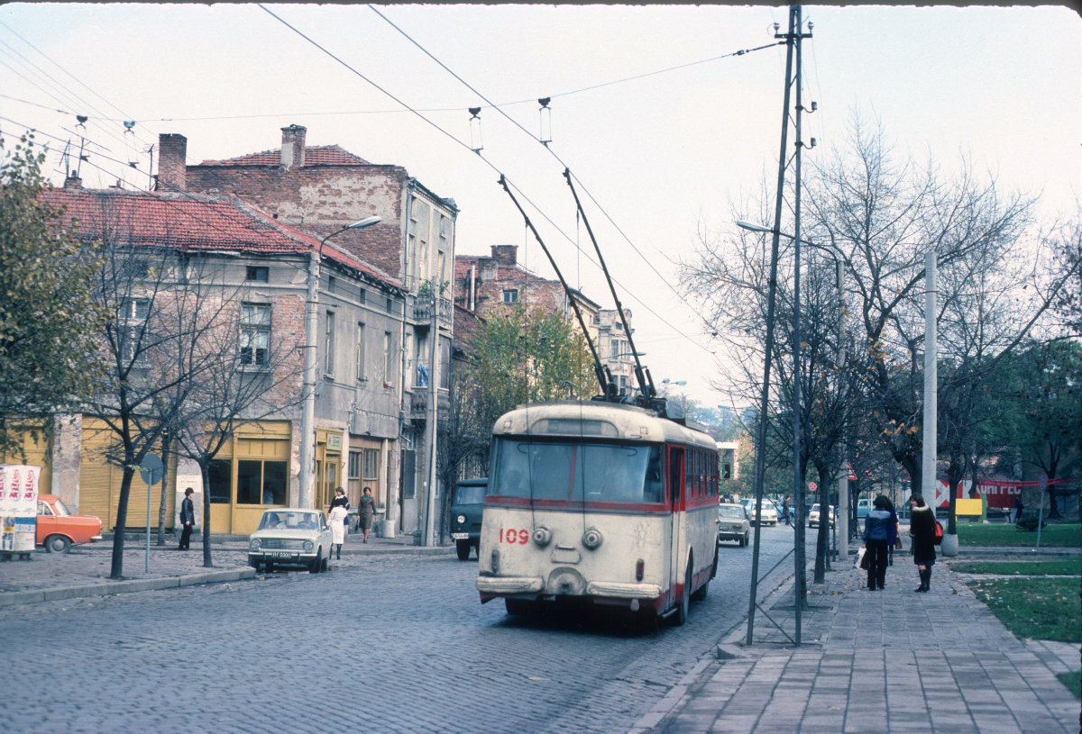 Plovdiv, Škoda 9Tr9 № 109; Plovdiv — Historical —  Тrolleybus photos Plovdiv, Škoda 9Tr9 № 109; Plovdiv — Historical —  Тrolleybus photos