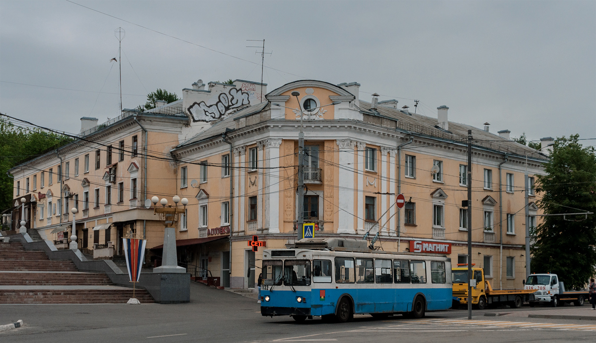 Брянск, ЗиУ-682ГМ1 (с широкой передней дверью) № 1132