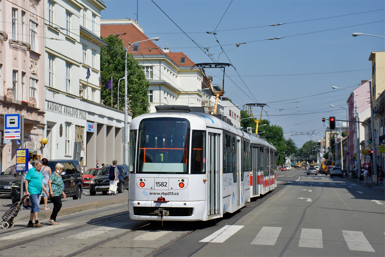 Брно, Vario LFR.E № 1582