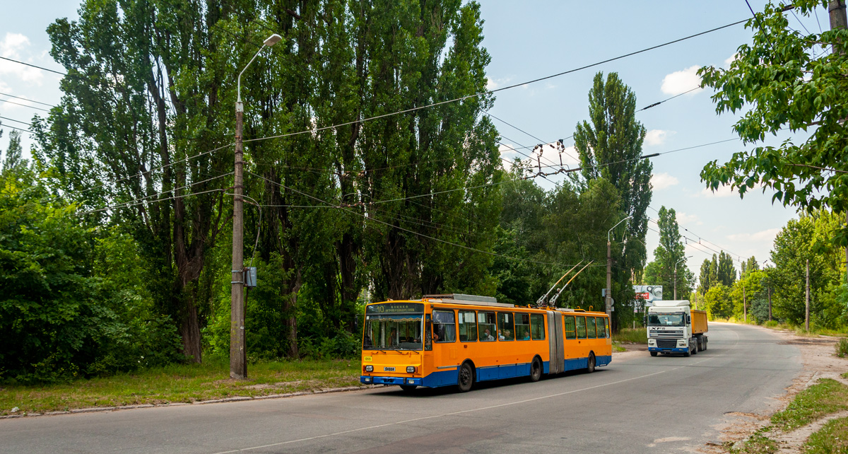 Житомир, Škoda 15Tr13/6M № 088