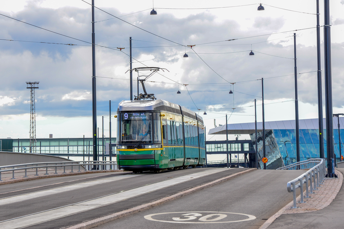 Хельсинки — Эспоо, Škoda ForCity Smart Artic MLNRV3 № 462