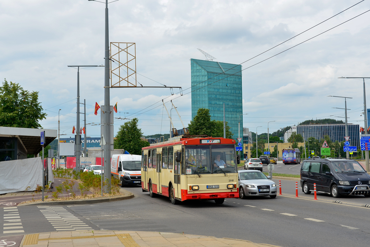 Вильнюс, Škoda 14Tr02/6 № 2510