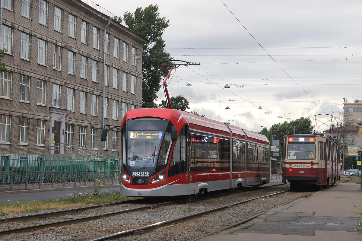 Saint-Petersburg, 71-931M “Vityaz-M” № 8922; Saint-Petersburg, LVS-86K № 8201 Saint-Petersburg, 71-931M “Vityaz-M” № 8922; Saint-Petersburg, LVS-86K № 8201