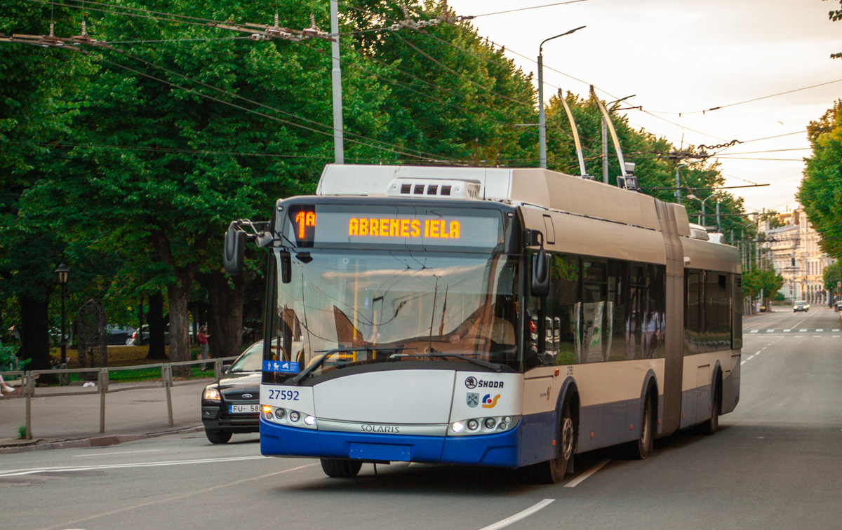 Riga, Škoda 27Tr Solaris III Br. 27592