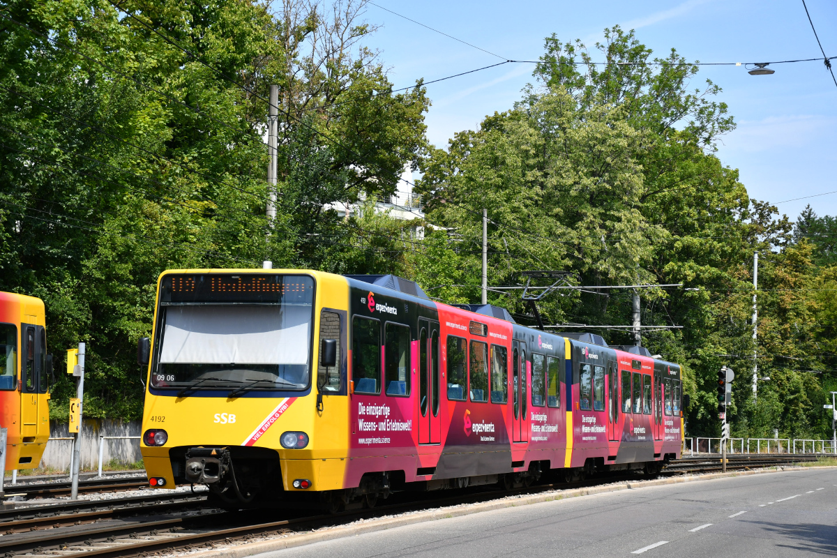 Штутгарт, Duewag DT8.S № 4192 Штутгарт, Duewag DT8.S № 4192