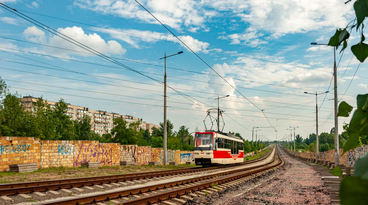 Kyjev, T3UA-3 “Kashtan” č. 600