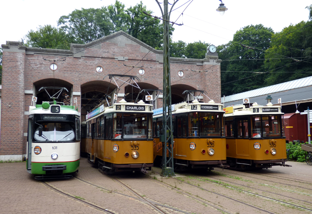 Арнем, Werkspoor GT6 № 631; Арнем, Четырёхосный моторный Werkspoor № 535; Арнем, Четырёхосный моторный Werkspoor № 520; Арнем, Четырёхосный моторный Werkspoor № 536