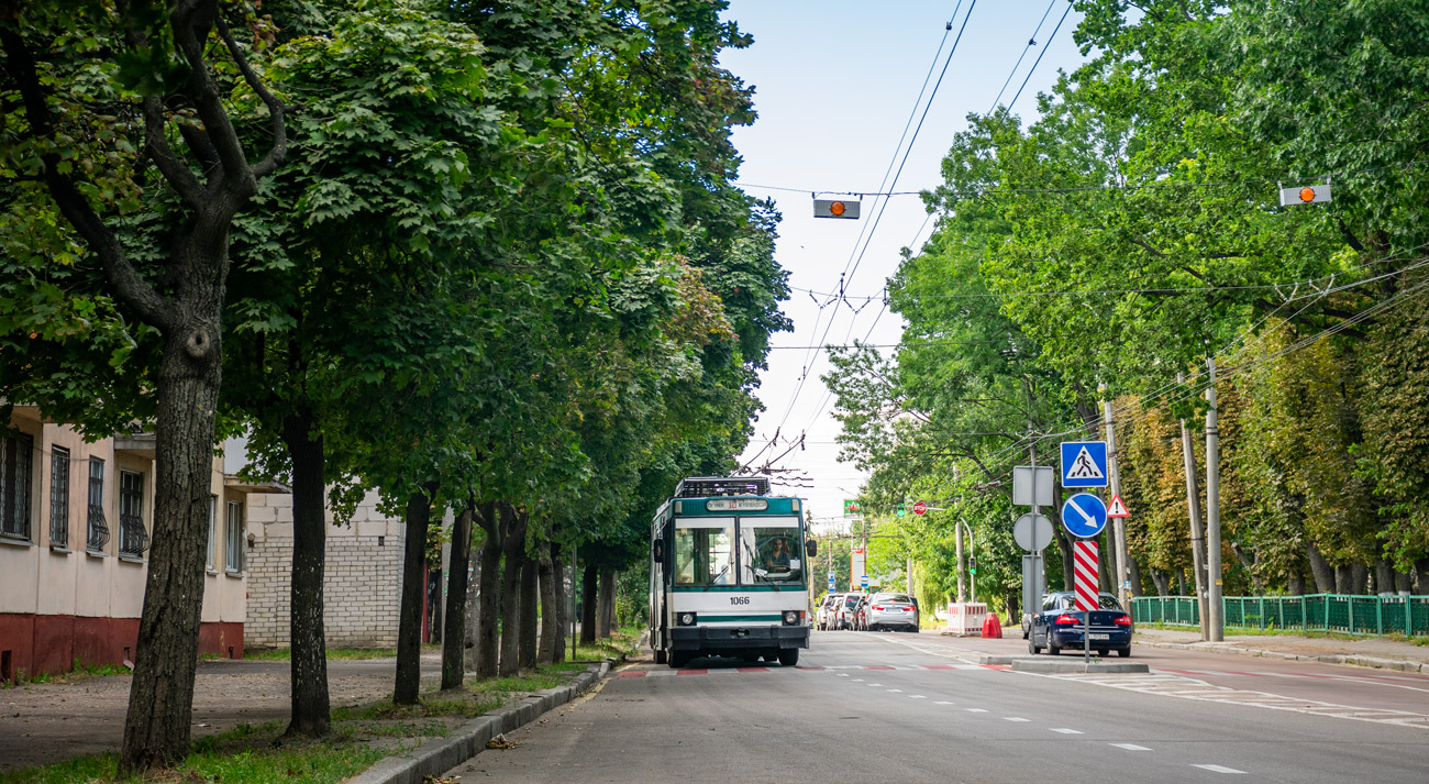 Житомир, ЮМЗ Т1 № 1066