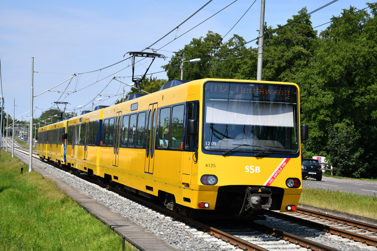 Штутгарт, Duewag DT8.S № 4125 Штутгарт, Duewag DT8.S № 4125