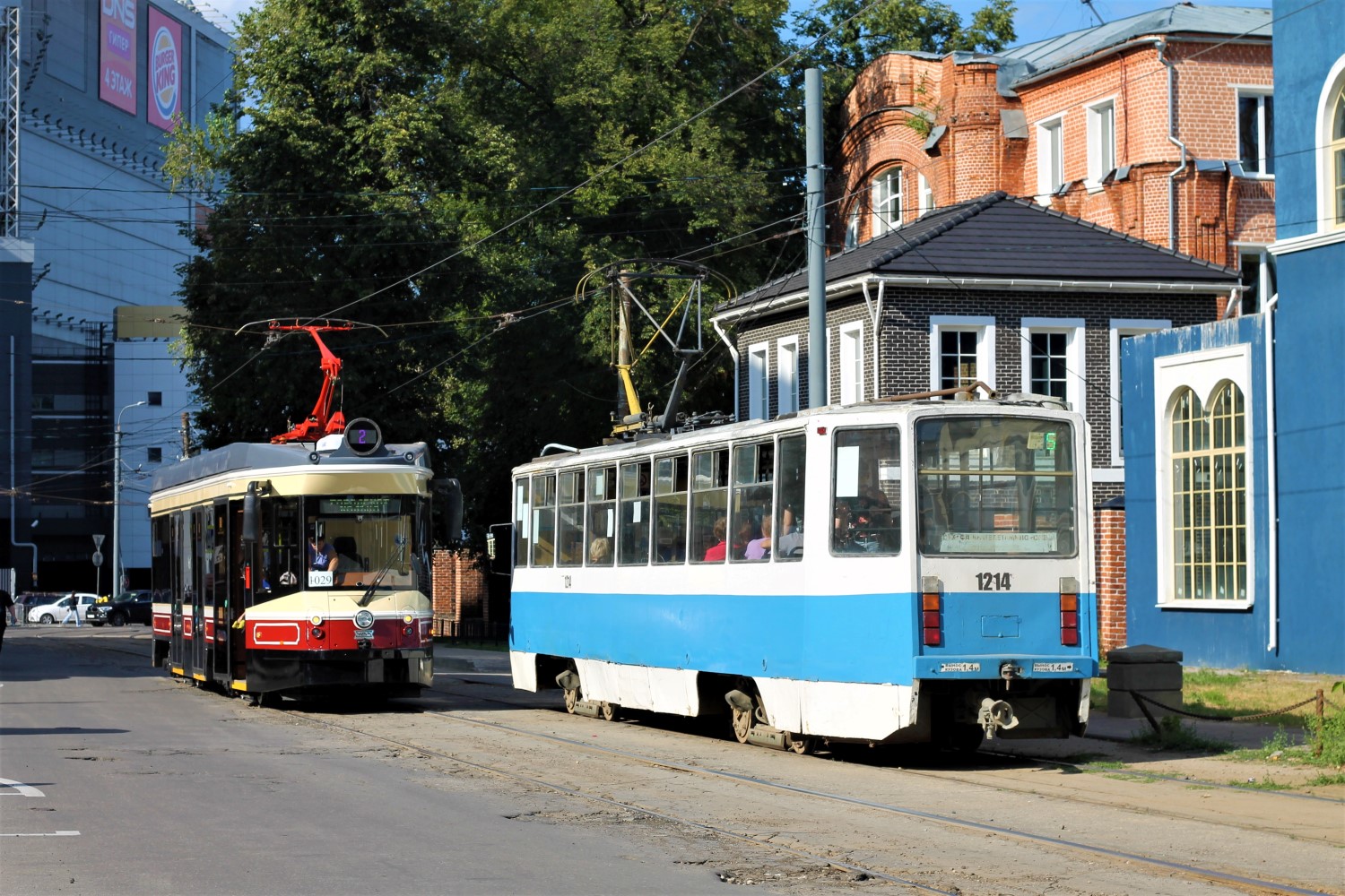 Niżny Nowogród, 71-415R Nr 1029; Niżny Nowogród, 71-608KM Nr 1214
