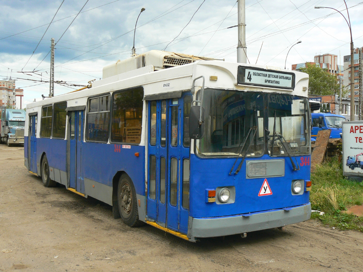 Вологда, ЗиУ-682ГМ1 (с широкой передней дверью) № 344