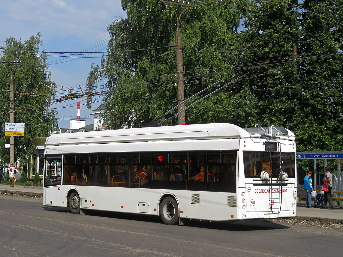 Чэбаксары, УТТЗ-6241.01 «Горожанин» № 923