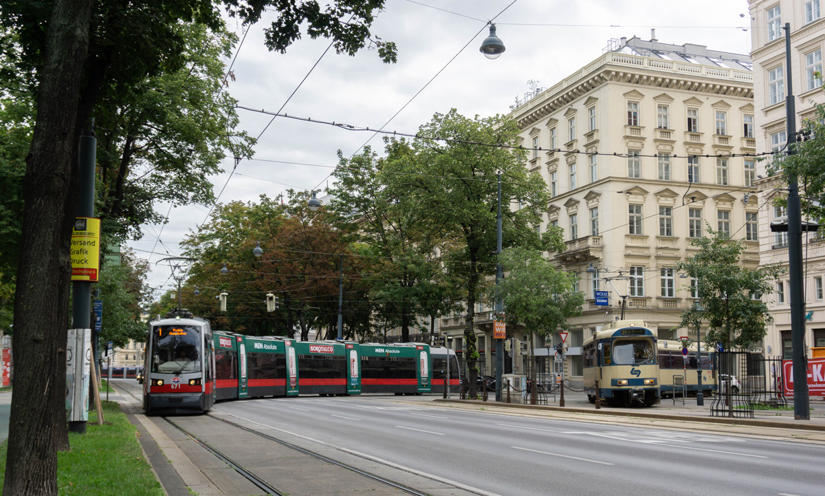 Bécs, Siemens ULF-B1 — 761; Bécs, SGP 100 — 4-121