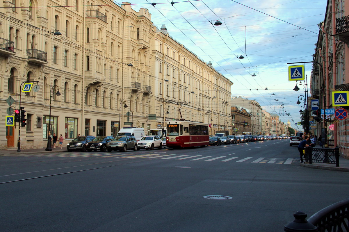 Saint-Petersburg, LM-68M2 (mod. SPb GET) Br. 7653 Saint-Petersburg, LM-68M2 (mod. SPb GET) Br. 7653