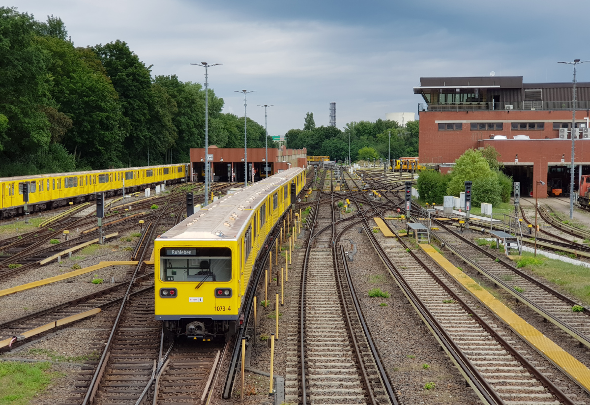 Берлин, BVG GI/1E № 1073-4