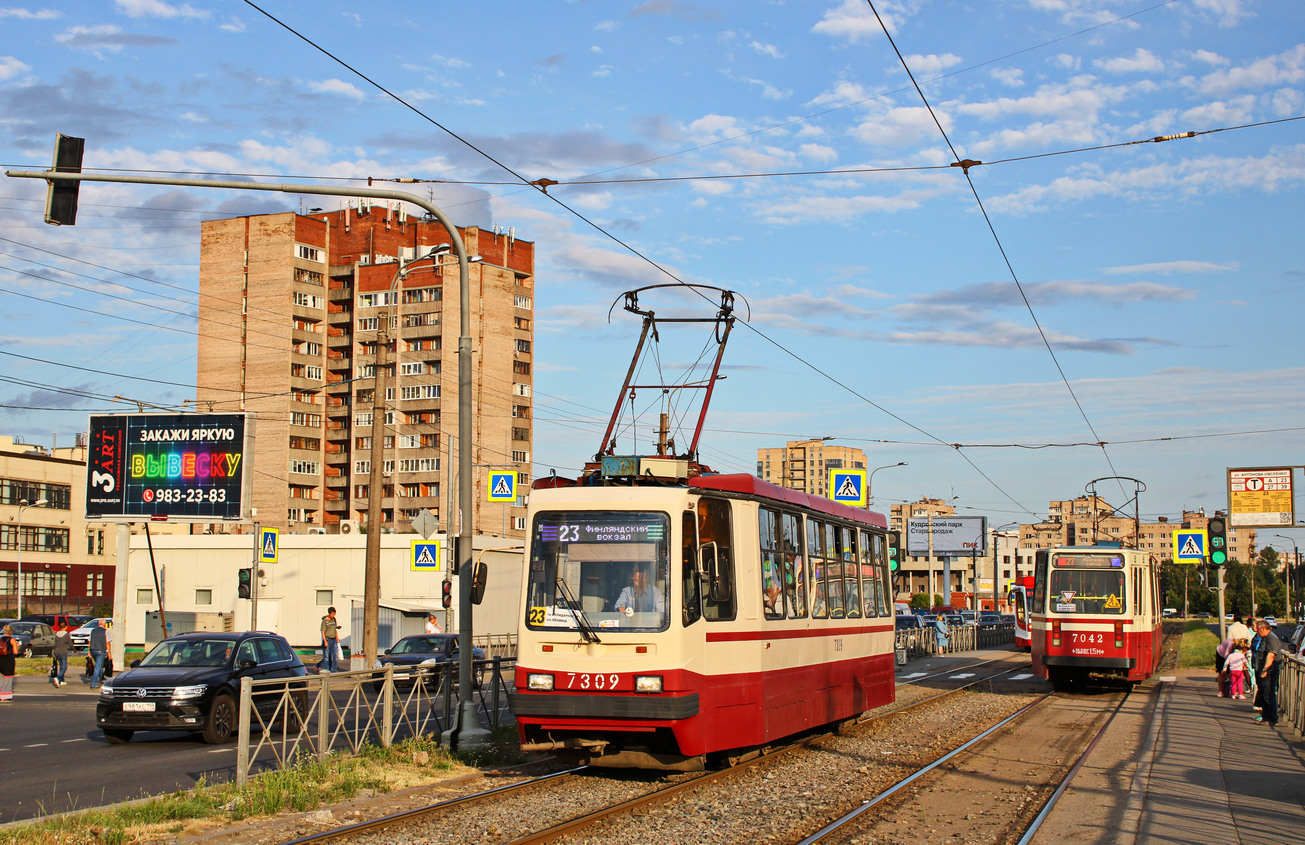 Sankt Petersburg, 71-134A (LM-99AV) Nr 7309