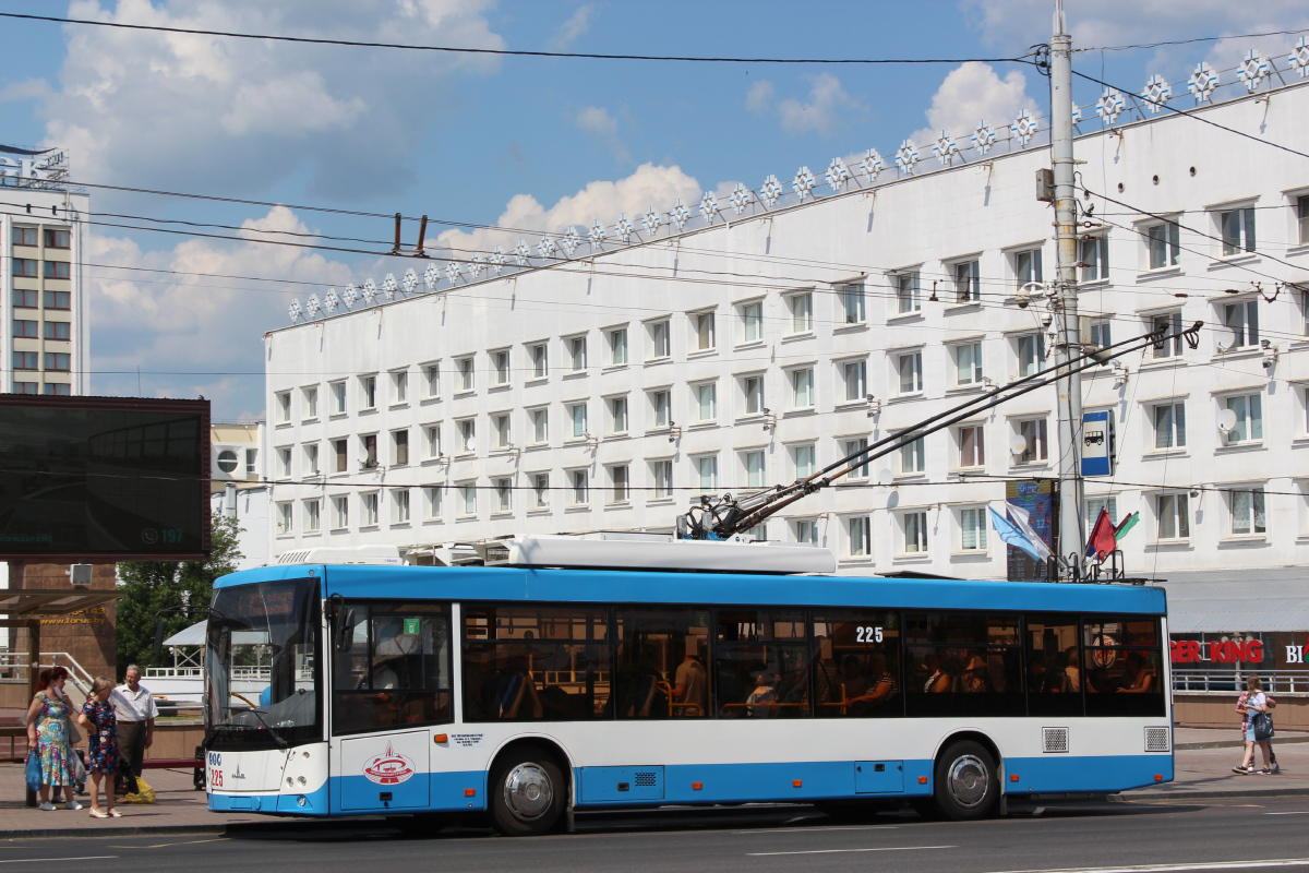 Витебск, МАЗ-203Т70 № 225