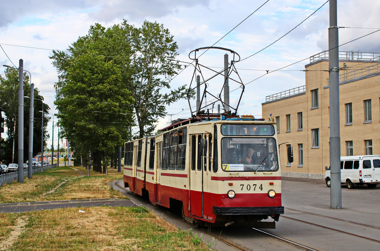 Санкт-Петербург, ЛВС-86К № 7074