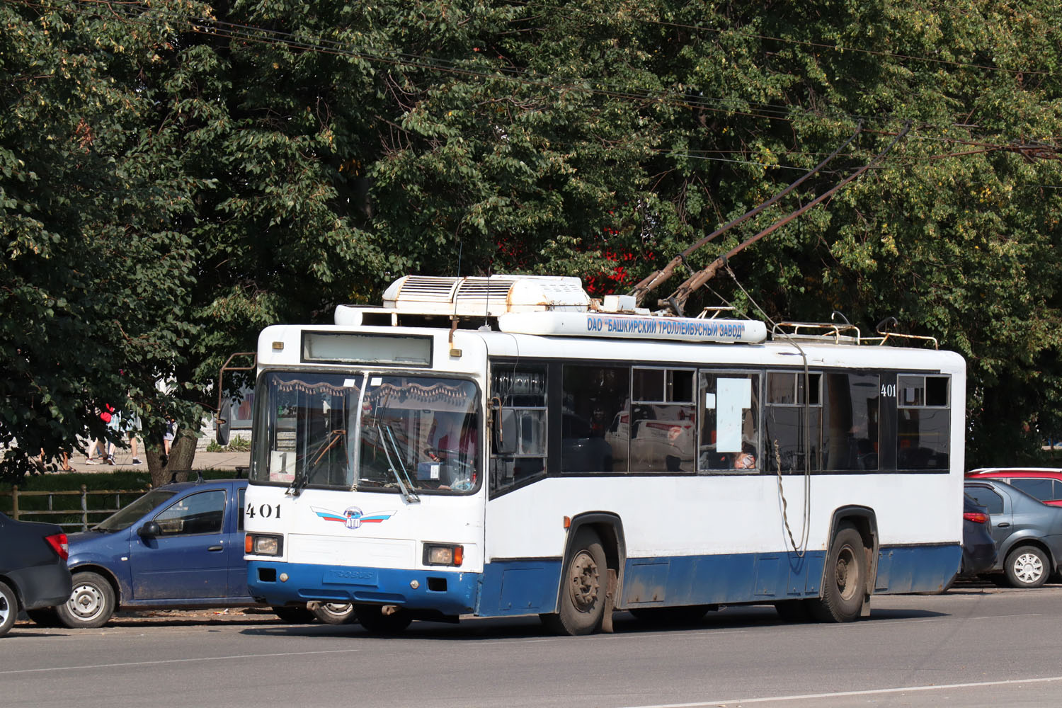 Киров, БТЗ-52764Р № 401