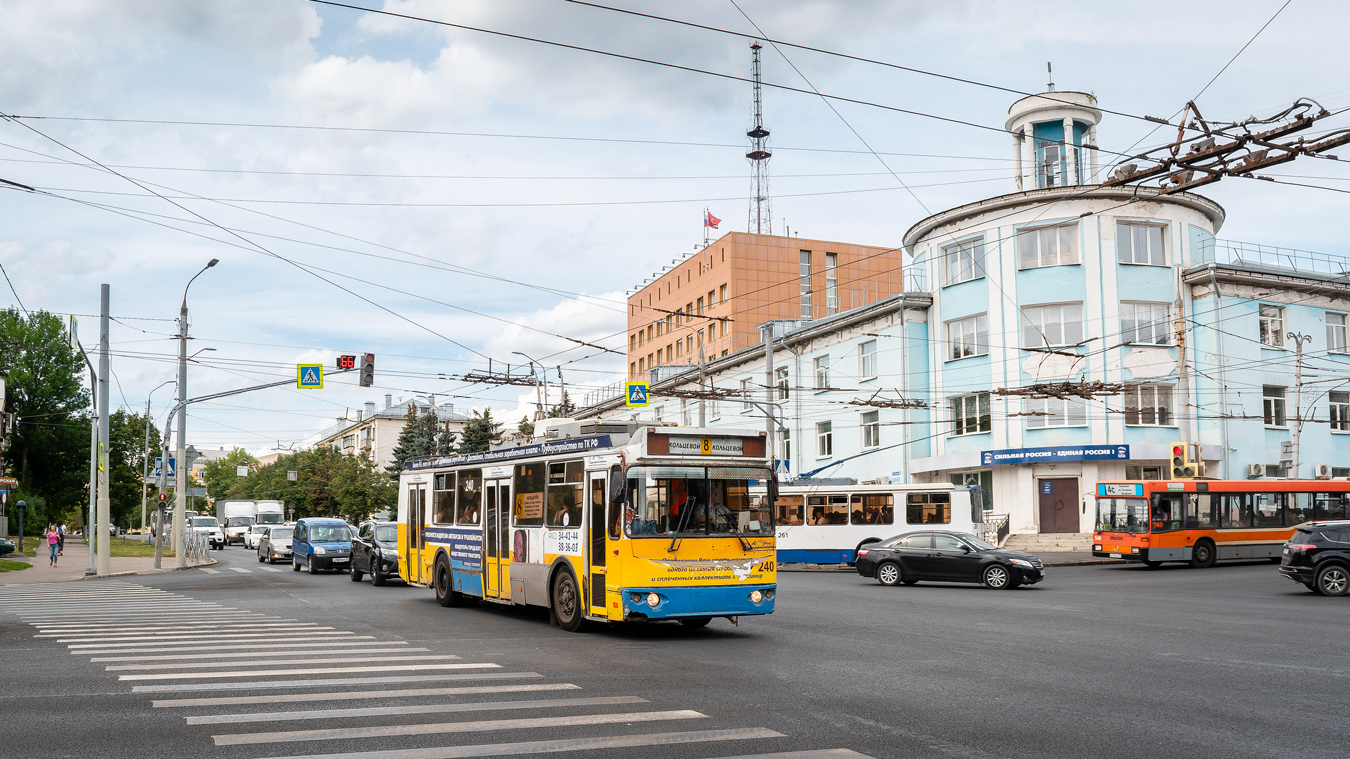 Владимир, ЗиУ-682Г-016.02 № 240