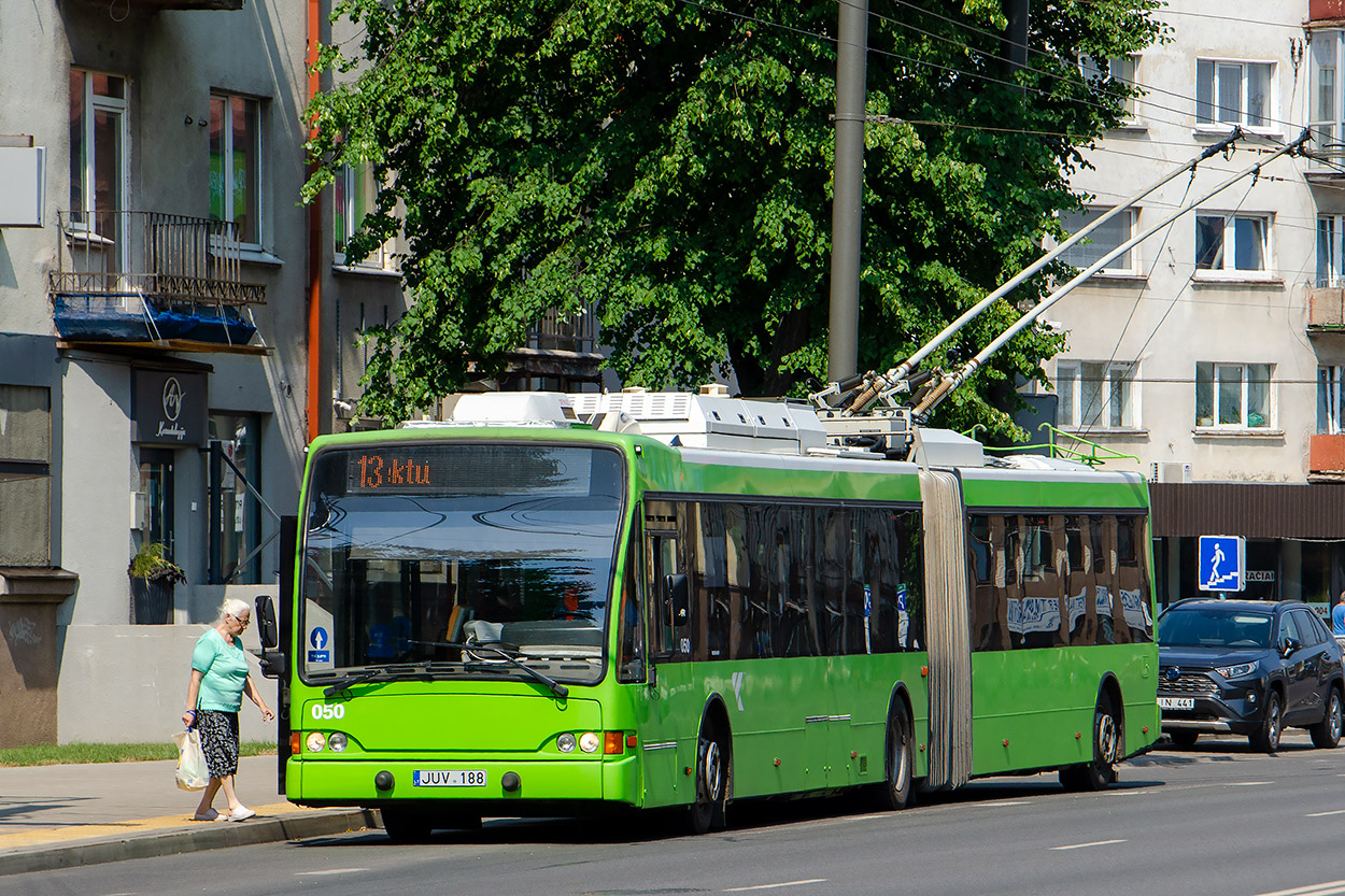 Каунас, Berkhof Premier AT18 № 050