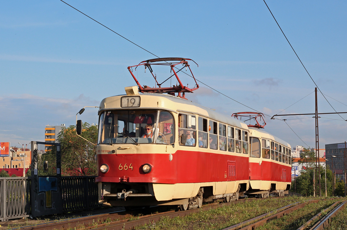 Екатеринбург, Tatra T3SU № 664