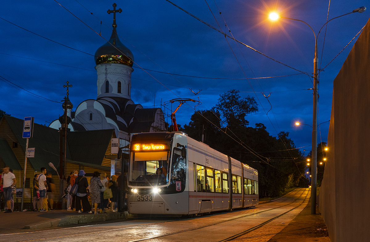 Maskva, 71-414 (Pesa Fokstrot) nr. 3533 Maskva, 71-414 (Pesa Fokstrot) nr. 3533