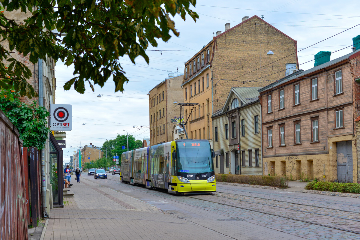 Рига, Škoda 15T ForCity Alfa Riga № 57027