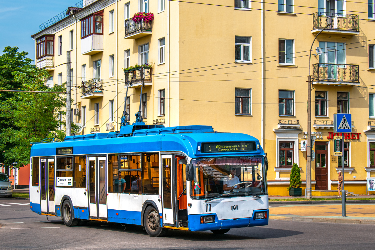 Брест, БКМ 32102 № 110