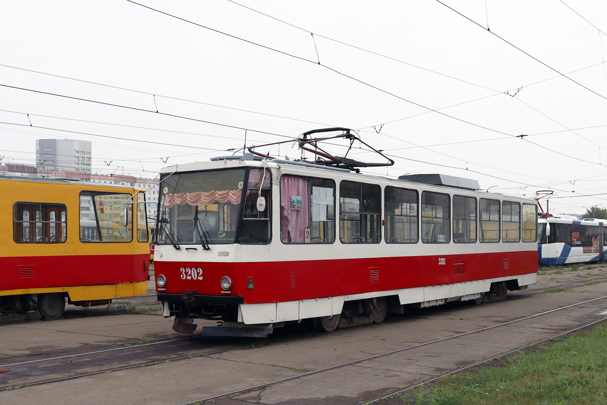 Barnaul, Tatra T6B5SU č. 3202