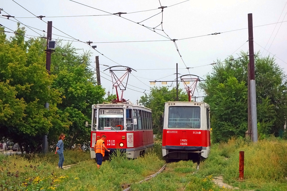 Саратов, 71-605 (КТМ-5М3) № 1249; Саратов, 71-605 (КТМ-5М3) № 1251