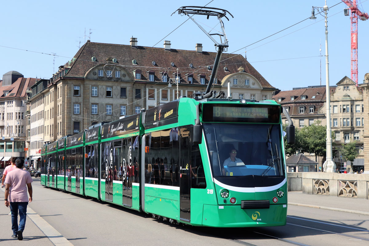 Базель, Siemens Combino № 319