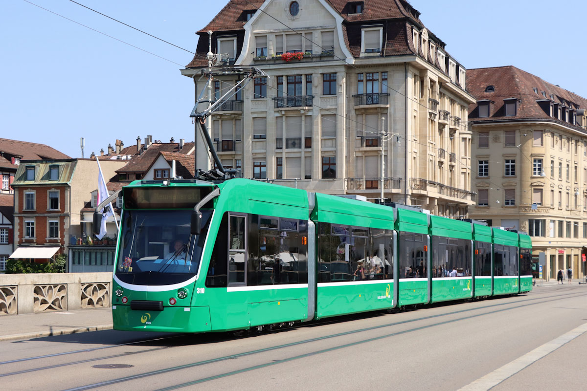 Базель, Siemens Combino № 310