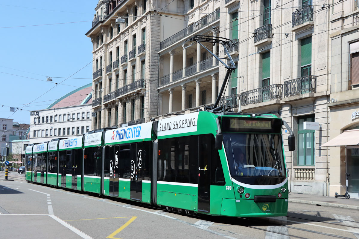 Базель, Siemens Combino № 320